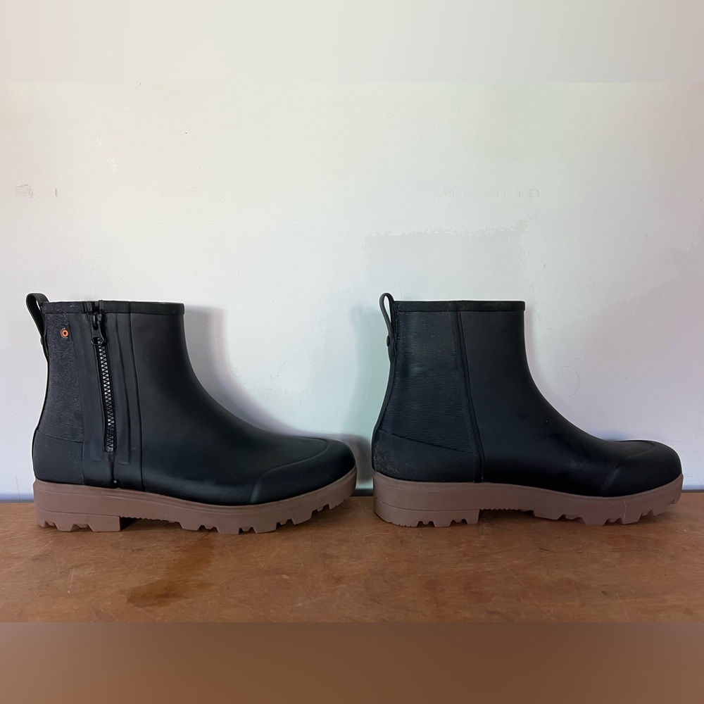 Bogs Rain Boots - image 11